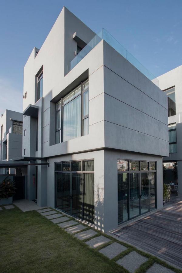 פנתאי צנאנג Lavanya H Villa 12A Luxury Bungalow With Private Swimming Pool H 豪华泳池别墅 מראה חיצוני תמונה